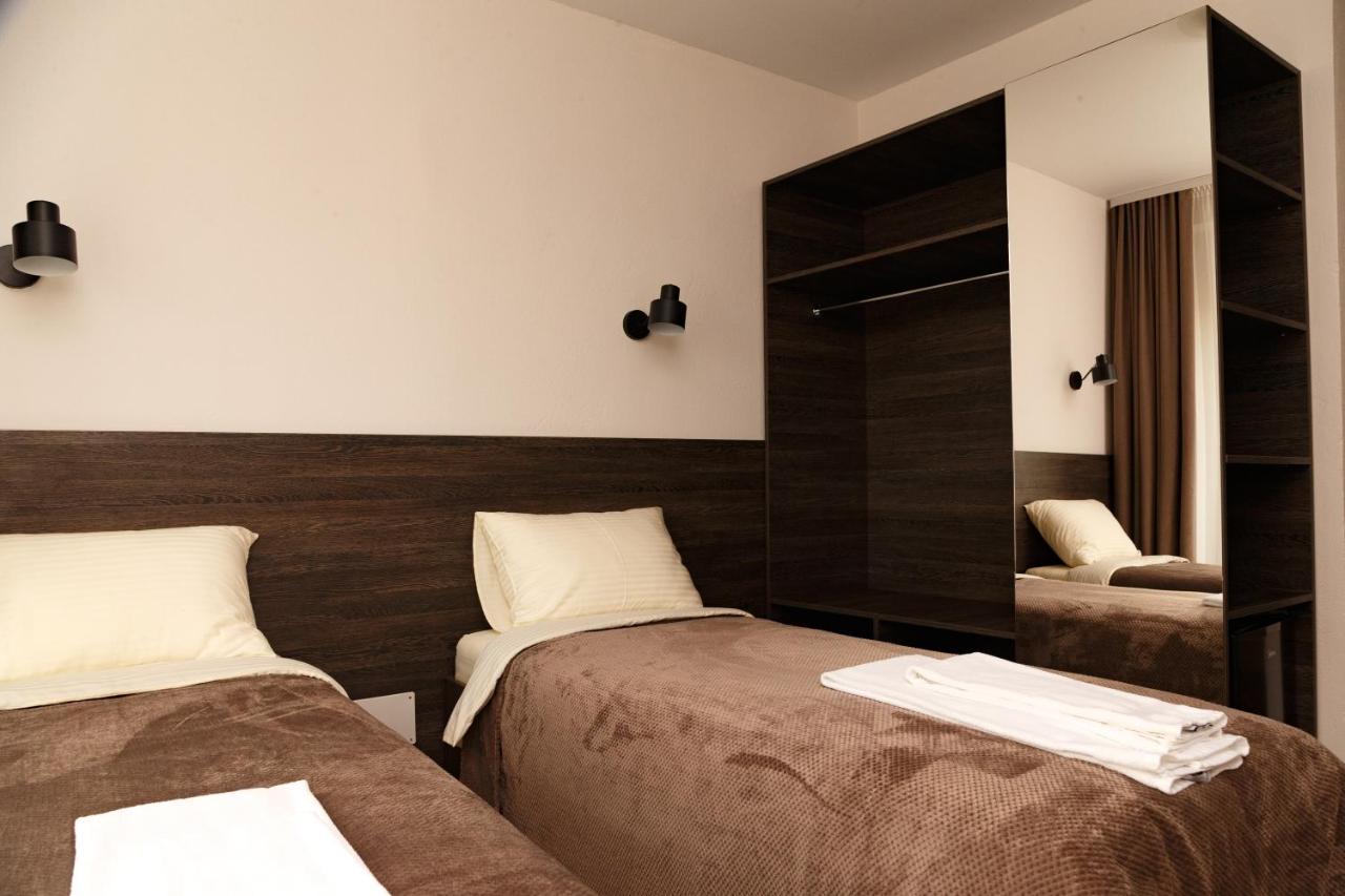 Colinele Aurii Cimislia Hotel Kültér fotó