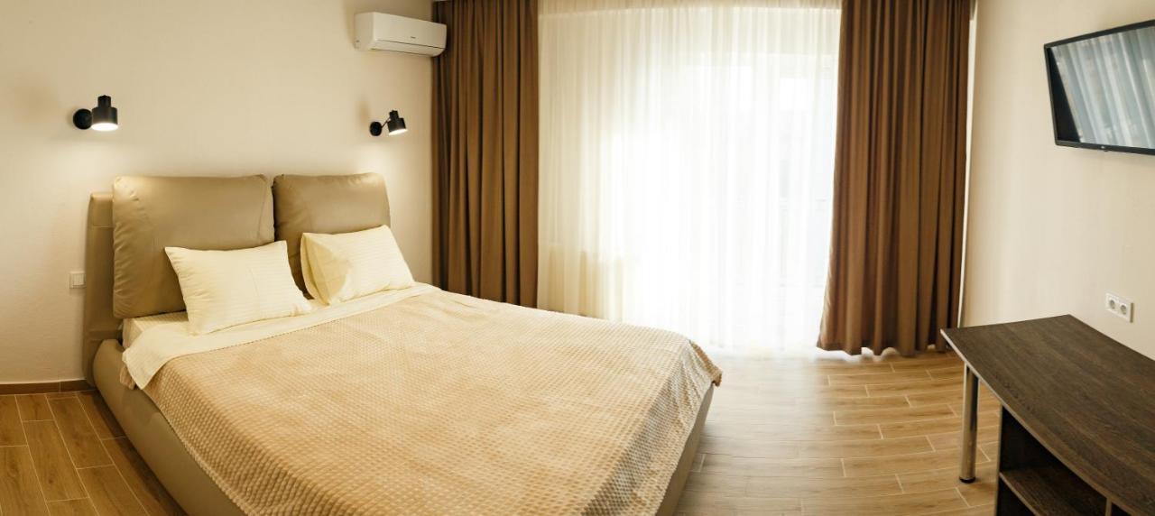 Colinele Aurii Cimislia Hotel Kültér fotó