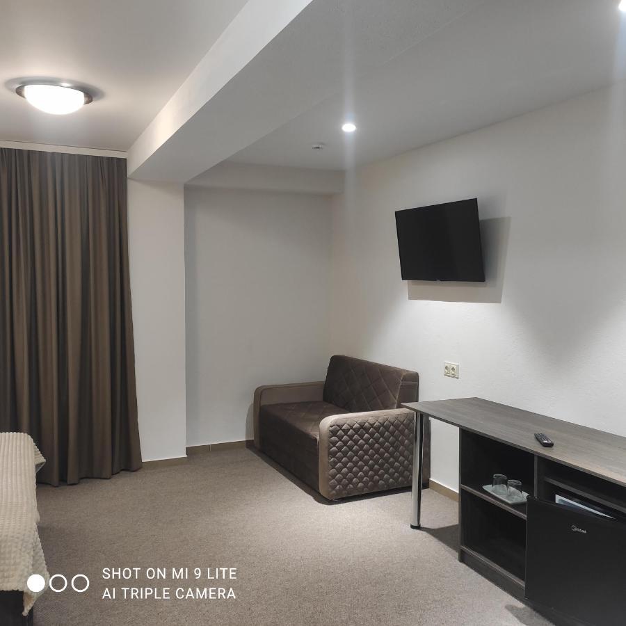Colinele Aurii Cimislia Hotel Kültér fotó