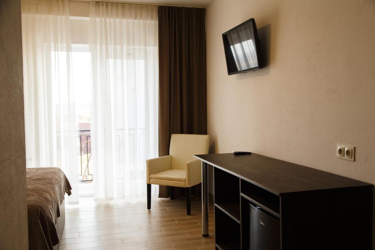 Colinele Aurii Cimislia Hotel Kültér fotó